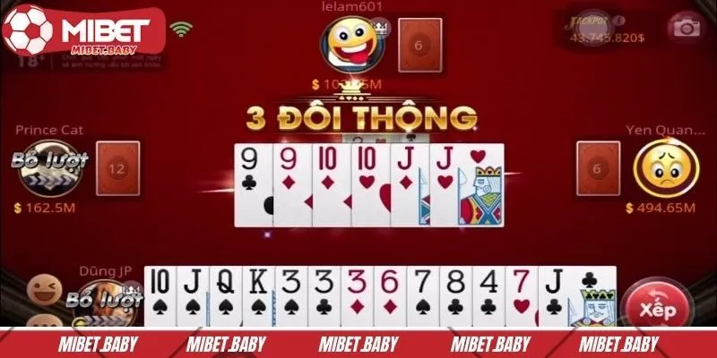 Người đầu tiên đánh hết bài giành chiến thắng